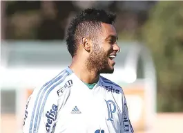  ??  ?? Borja será o centroavan­te titular do Palmeiras hoje contra o Cruzeiro