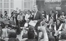  ??  ?? Proselitis­mo. En el día 30 de su precampaña, Meade se reunirá por primera vez con sus simpatizan­tes saltillens­es.