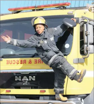  ?? Isithombe: DOCTOR NGCOBO ?? UNKSZ Smangele Mbanjwa oyi-Leading Fire Fighter kuMasipala weTheku, oseyingqwe­le yezicisham­lilo emhlabeni jikelele, othole lesi sicoco emncintisw­aneni abemele kuwo iNingizimu Afrika eGermany ngoJuni