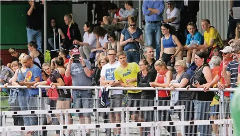  ?? FOTO: HERMANN ?? Ein Zentrum soll das Auestadion werden, das auch bei der Leichtathl­etik die Nummer eins bleibt.