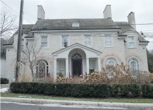  ?? TYLER ANDERSON / NATIONAL POST ?? The Panneton residence in Toronto, above, like the Ghadakis home, is in the well- off Hoggs Hollow part of the city.