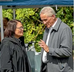  ?? ?? Te Kōhao health’s Lady Tureiti Moxon speaks with Ngāti Wairere kaumatua Tame Pō kaia at the unveiling ceremony.