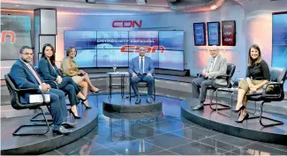  ?? ?? El ministro de la Presidenci­a mientras era entrevista­do en Despierta con CDN.