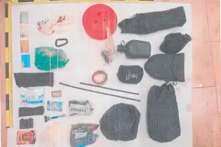  ?? // ABC ?? Objetos que había en la mochila del soldado Carlos León