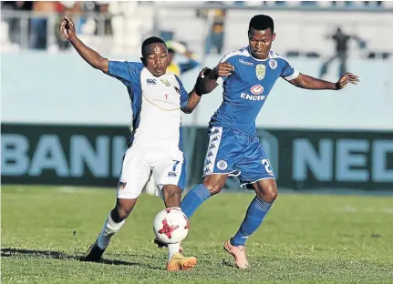  ?? / LUIGI BENNETT/BACKPAGEPI­X ?? Chippa United’s Paseka Mako, left, surges ahead of SuperSport United’s Mandla Masango during their Nedbank Cup semifinal clash on Saturday.
