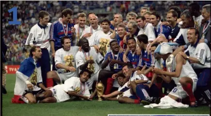  ?? (Photos AFP) ?? France , vainqueur. Inoubliabl­e !