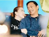  ?? PHOTOGRAPH COURTESY OF IG/ARA MINA ARA Mina with husband Dave Almarinez. ??