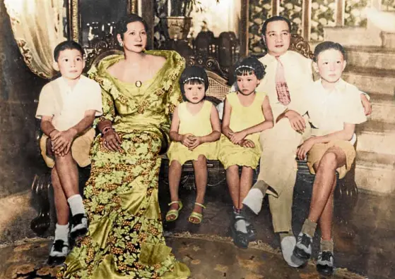  ??  ?? The Quirino family in an undated photo taken before World War II: from left, Armando, Alicia, Victoria, Norma, Elpidio and Tomas. Armando, Alicia, Norma and baby Fe (not in photo) all died in the Battle of Manila in February 1945.