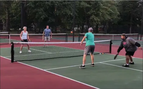  ?? TAWANA ROBERTS — THE NEWS-HERALD ?? Two new pickleball courts opened at Jindra Park in Wickliffe on Sept. 17.