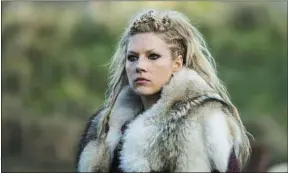  ??  ?? Katheryn Winnick a réalisé un épisode de cette dernière saison de «Vikings».