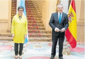  ?? Presidenci­a de españa ?? Solá y la canciller española, anteayer, en Madrid