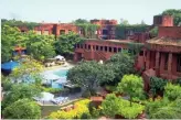  ??  ?? Landscapin­g of Hotel Mughal Sheraton, Agra
