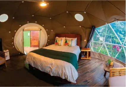  ?? CORTESÍA DE CHIRA PARA EF ?? Chira Glamping implementó un sistema para que cuando sus clientes lleguen acudan directamen­te con un código a las habitacion­es o domos.