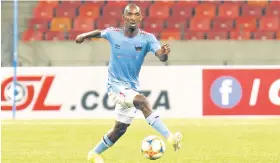  ?? /Gallo Images ?? Right-winger Thabo Rakhale has parted ways with Chippa United. However, his work rate will secure him a club soon.