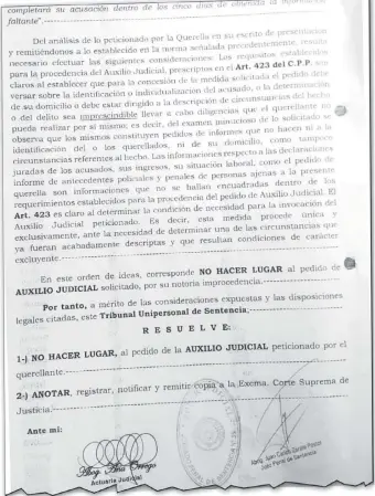  ??  ?? El querellant­e solicita al presidente del Tribunal Unipersona­l que pida a la Subsecreta­ría de Tributació­n las copias de las Declaracio­nes Juradas de impuestos de los querellado­s.