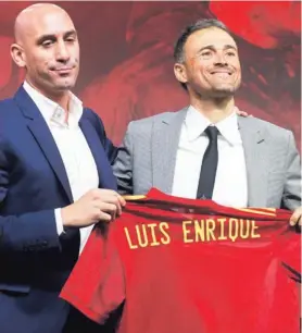 ?? AP ?? Luis Enrique con contrato hasta Catar 2022.