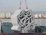  ?? ?? An artificial reef printed by 3-D printer being lowered to sea, in Mersin, southern Turkey, Feb. 18, 2022.