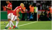  ??  ?? Arjen Robben entra de cambio por Gnabry.