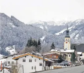  ??  ?? Der Verdacht auf die Virusmutat­ion B.1.1.7 in Jochberg sorgte nun für die Absage der Slalom-Weltcupren­nen in Kitzbühel.