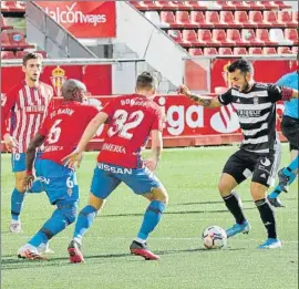  ??  ?? El Cartagena arañó un punto en El Molinón ante un Sporting estéril en ataque