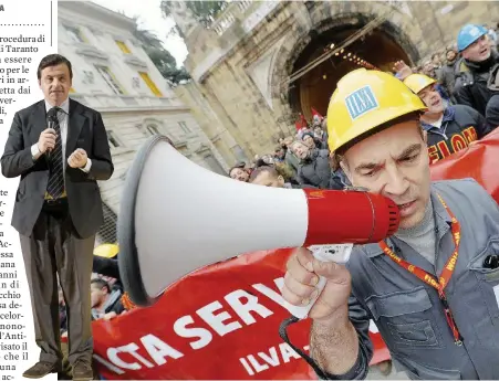  ?? Ansa ?? Sviluppo
Il ministro Carlo Calenda. Sopra, operai Ilva in rivolta