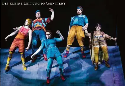  ??  ?? Zum Staunen und Nachdenken: Der schwedisch­e Cirkus Cirkör stellt das Publikum mit seiner gefeierten Produktion „Limits“auf eine echte Wahrnehmun­gsprobe