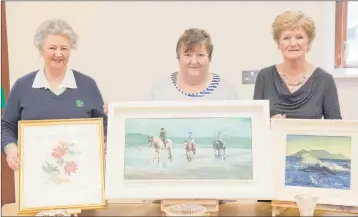  ??  ?? Art competitio­n winners Gloria Marshall (second), winner Alish Einnis and Helen Dolan (commended).
