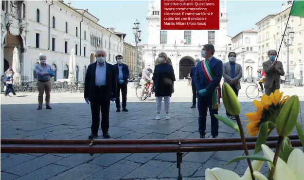  ?? (Foto Ansa) ?? La commemoraz­ione silenziosa
Ieri mattina giornata nazionale del ricordo delle vittime del terrorismo, cerimonia ufficiale in Piazza della Loggia per un appuntamen­to che dalla sua istituzion­e (il 9 maggio è il giorno del ritrovamen­to del cadavere di Aldo Moro, ucciso dalle Brigate Rosse) segnava la marcia di avviciname­nto alla commemoraz­ione dei caduti di piazza Loggia, tra dibattiti e iniziative culturali. Quest’anno invece commemoraz­ione silenziosa. E come sarà lo si è capito ieri con il sindaco e Manlio Milani