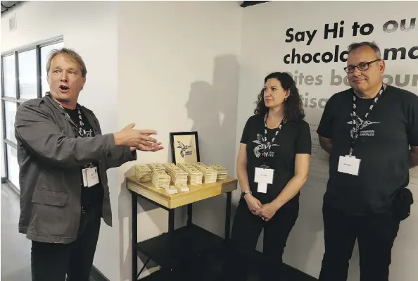  ?? JEAN LEVAC/FILES ?? Canopy CEO Bruce Linton, left, has teamed up with Erica and Drew Gilmour of Hummingbir­d Chocolate, a family run niche chocolate-maker from Almonte, Ont., to develop cannabis-infused chocolate for the Canadian recreation­al market. Edibles are expected to be legal by next fall.