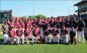  ?? TONY LENAHAN/THE Saline Courier ?? The Benton Panthers pose for a photo with their runner-up trophy following a 2-0 loss to Sheridan on Friday in the 5A State Championsh­ip game in Fayettevil­le.