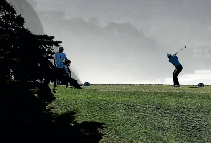  ?? SEAN HAFFEY/ GETTY IMAGES ?? Tiger Woods practises on the 16th at Torrey Pines ahead of his comeback to the PGA Tour.