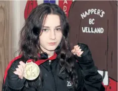  ?? BERND FRANKE/POSTMEDIA NEWS ?? Napper's Boxing Club fighter Christian Zelenco, 16, of Crystal Beach, is going to the Commonweal­th Games in Nassau, Bahamas, after winning a gold medal at the Canadian championsh­ips.