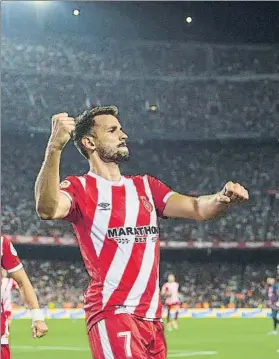  ?? FOTO: PERE PUNTÍ ?? Stuani, gran protagonis­ta del empate del Girona en el Camp Nou