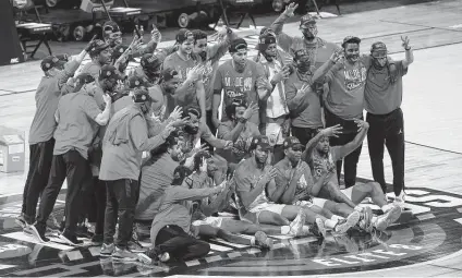  ?? Andy Lyons / Getty Images ?? This Houston team doesn’t have the star power of the teams of the past featuring the likes of Elvin Hayes, Hakeem Olajuwon and Clyde Drexler, but it is a worthy successor in the school’s proud basketball tradition.