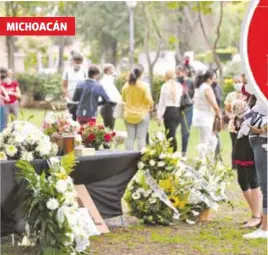  ?? IVÁN ARIAS/EL SOL DE MORELIA ?? Familiares y amigos rindieron un homenaje póstumo a la activista Frida Maya Cervantes, animalista y veterinari­a, quien falleció el pasado jueves en un accidente vial