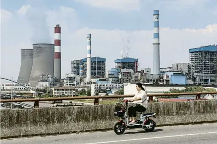  ?? QILAI SHEN / BLOOMBERG ?? La planta de producció d’electricit­at de Wangting (Jiangsu, Xina) el 30 de setembre