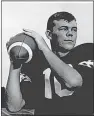  ?? [OKLAHOMAN ARCHIVES] ?? Former Oklahoma quarterbac­k and high school football coach Mickey Ripley died Wednesday at age 72.