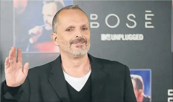  ?? FERNANDO ALVARADO / EFE ?? Miguel Bosé, residente en Panamá desde hace dos años, recaló ayer en Madrid para presentar su último trabajo, Bosé MTV Unplugged