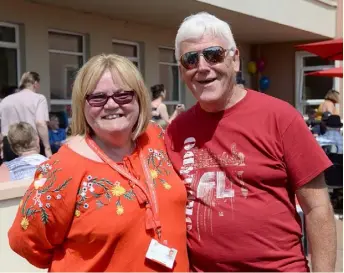  ??  ?? Mickey Kelly and Ann King at the garden party held in the Louth County Hospital. Picture: Ken Finegan