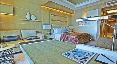  ??  ?? Modernity, style and comfort at a de luxe room