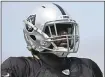  ?? JOSE CARLOS FAJARDO — STAFF PHOTOGRAPH­ER ?? Mario Edwards was one of three key Raiders to return Thursday.