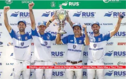  ??  ?? Ellerstina, ganador del 127° Abierto de Hurlingham: “Nico” y Gonzalo Pieres, Hilario Ulloa, y “Facu” Pieres.
Facundo Pieres, iluminado como nunca y máximo goleador de la temporada, lleva la bocha ante la marca de Fran Elizalde. La “Zeta” buscará refrendar en Palermo que es el mejor cuarteto del momento.