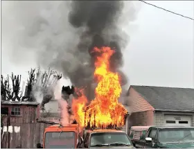  ?? ?? This is what firefighte­rs encountere­d on arrival Saturday to Brickyard Lane in Colebrookd­ale Township.