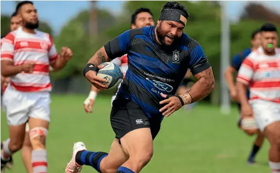  ?? PHOTOTEK ?? Joseph Royal runs in to score a try during the Waka Nathan semifinal in March.