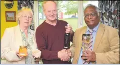  ?? FM3998752 ?? Best in Show exhibitor Trevor Atkins with Deputy Mayoress Gloria Champion and Deputy Mayor George Koowaree