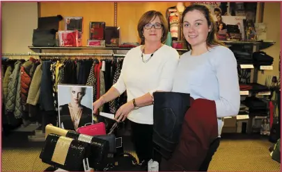  ??  ?? Nóirín Twomey and her daughter Eimear working in Nóirín’s Boutique in Millstreet.