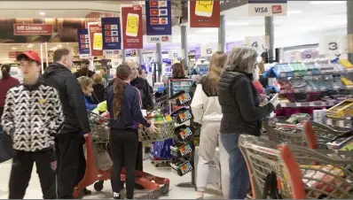  ??  ?? Busy checkouts at Pettitt’s SuperValu, St Aidan’s Wexford.