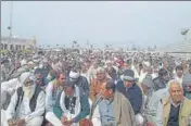  ??  ?? ■
The gathering at a state-level meeting of All India Jat Aarakshan Sangharsh Samiti (AIJASS) held at Jassia village of Rohtak on Saturday. MANOJ DHAKA/HT