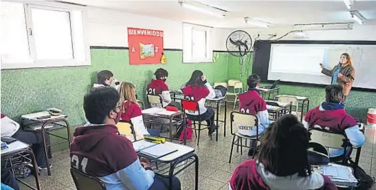  ?? NICOLÁS BRAVO ?? POBLACIÓN PEDIÁTRICA. Los expertos creen que es clave incluirlos en la vacunación para reducir la dispersión de la enfermedad y el terreno para las variantes.