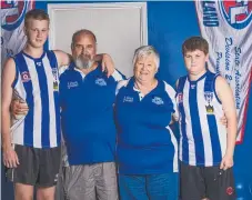  ?? Picture: TNE PHOTOGRAPH­Y ?? Robina Roos founders Les and Glenda Brick with grandsons Zac Coote (left) and Noah Coote.